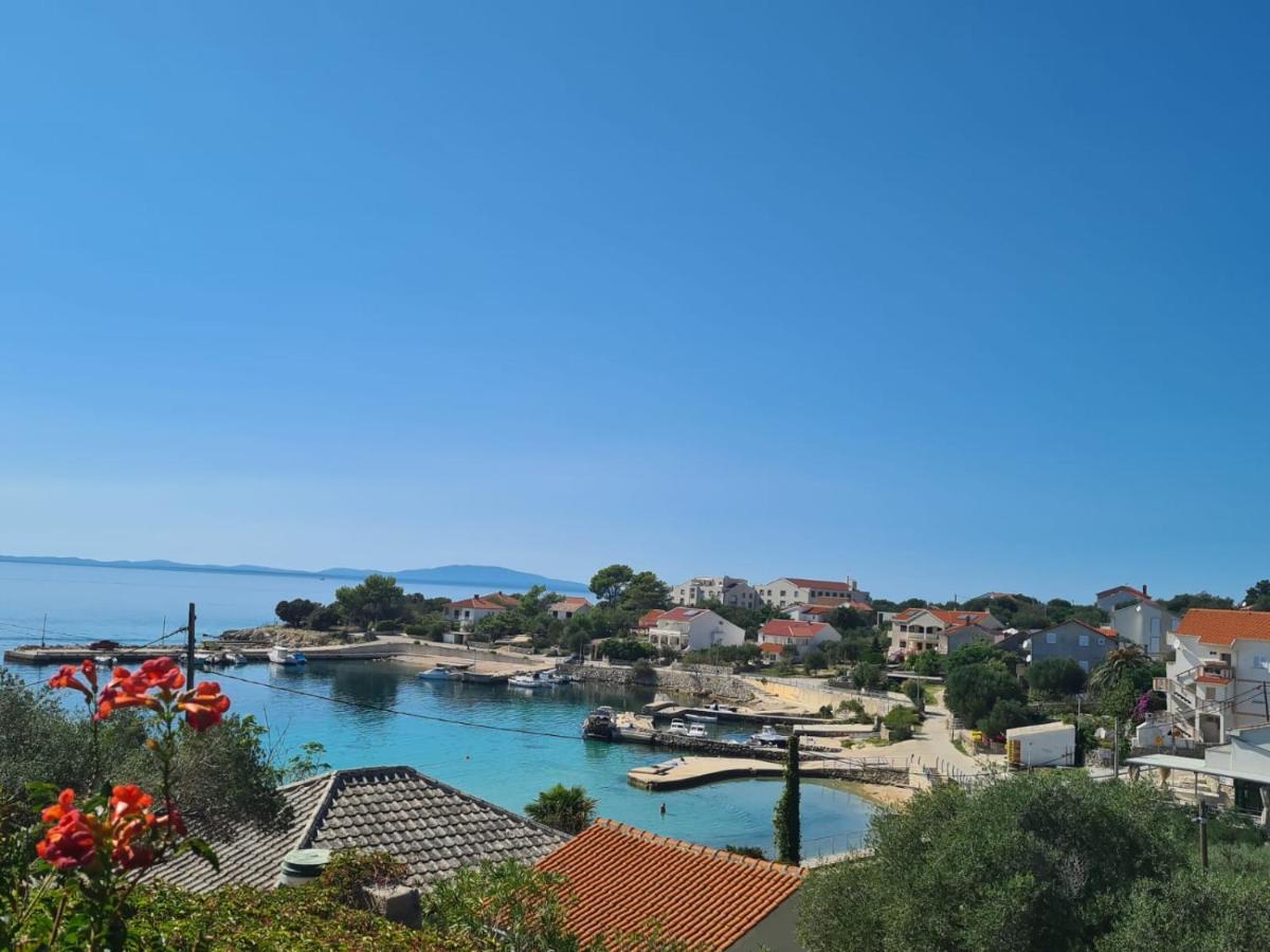 Apartments Solis, 50 M From The Sea - Jakisnica Zewnętrze zdjęcie
